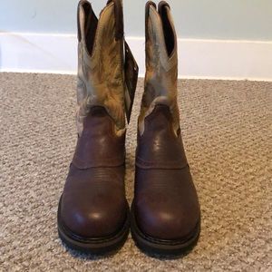 Steel toe work boots